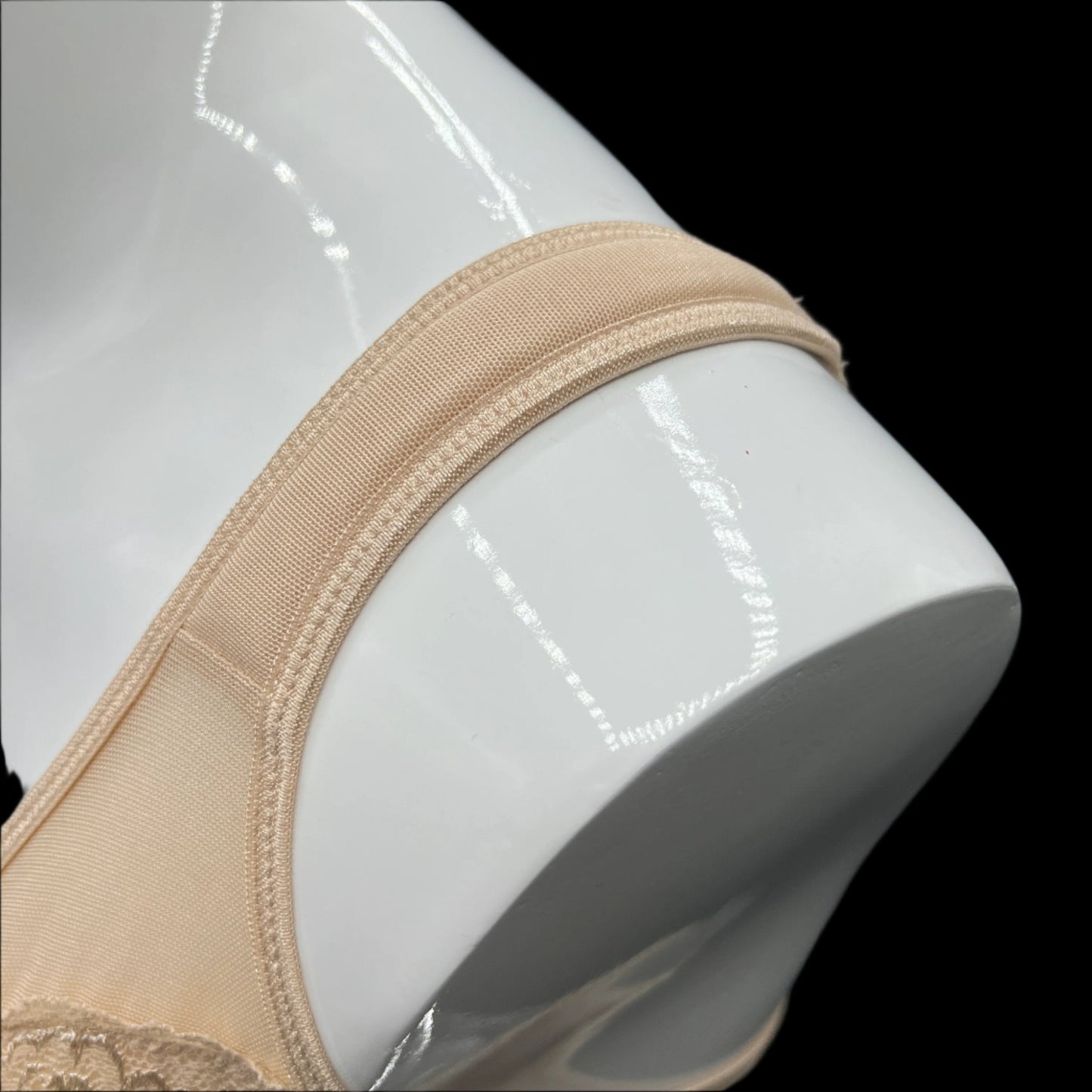 Plus Quattro Support Full-Coverage Wirefree Bra With Side Shaping Panels And Cushioned Straps-TOASTED ALMOND